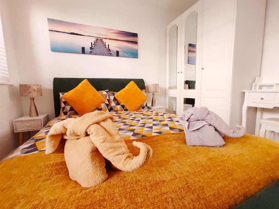 Fox hill view Apartment in Poole