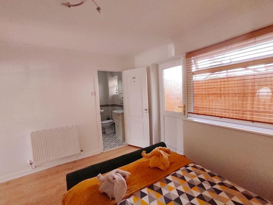 Fox hill view Apartment in Poole