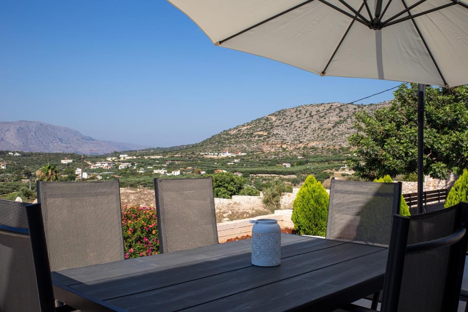 Aerino - 350m from Marathi beach House in Crete