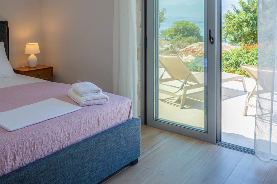 Aerino - 350m from Marathi beach House in Crete
