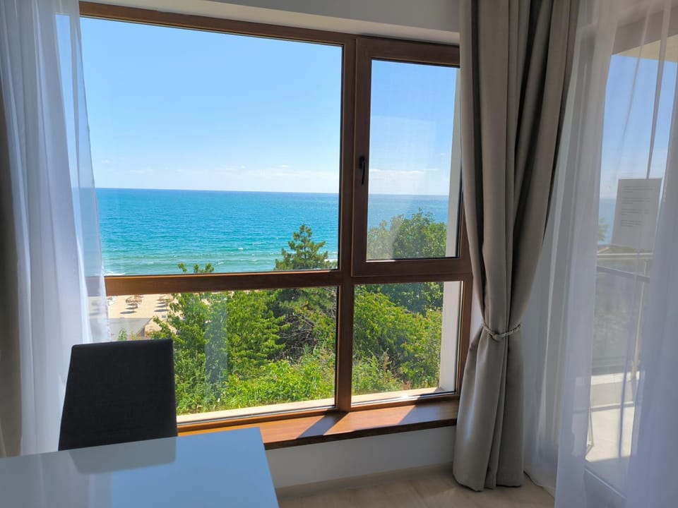 Natural landscape, View (from property/room), Balcony/Terrace, Sea view