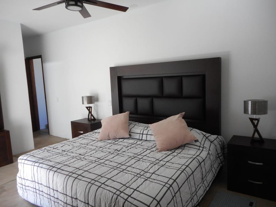 Pool view, air conditioner