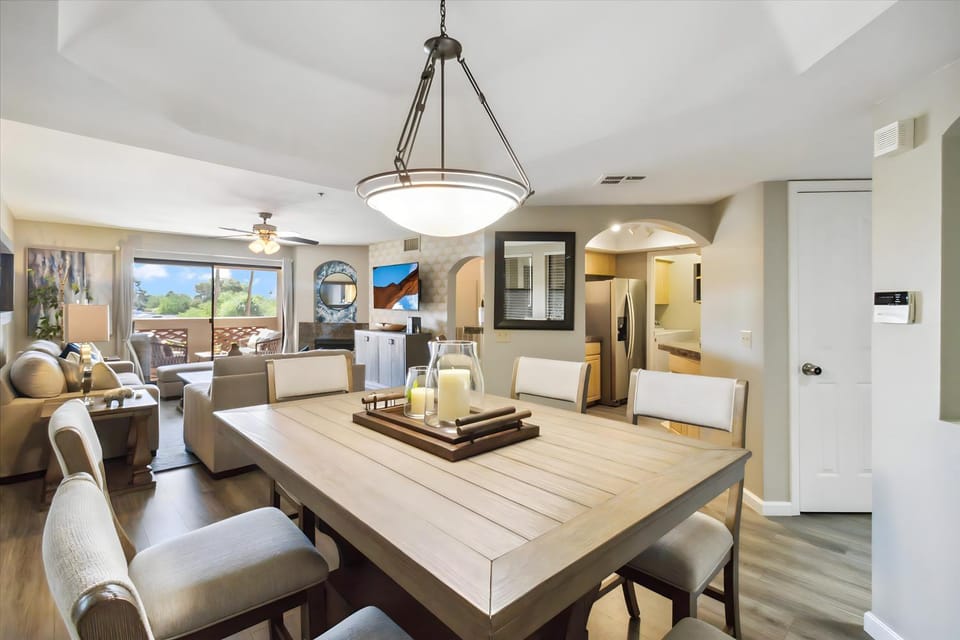 TV and multimedia, Kitchen or kitchenette, Living room