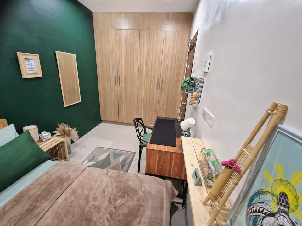 Photo of the whole room