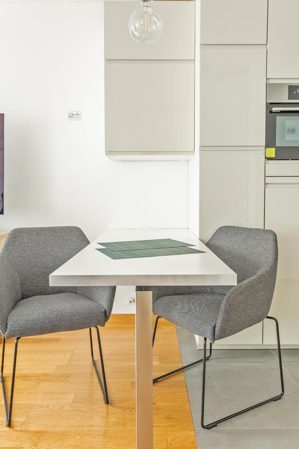 Arc de Triomphe Luxury Place Apartment in Paris