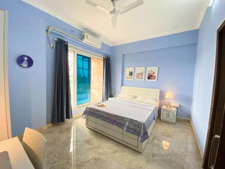 Bed, Photo of the whole room, Bedroom, air conditioner