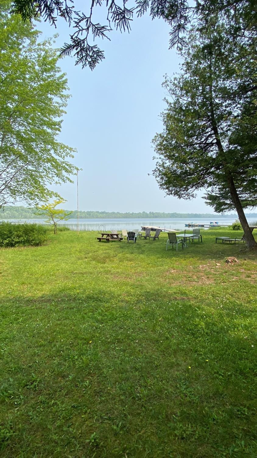 Lovely waterfront private cottage with hot tub in Kawartha Lakes House in Kawartha Lakes