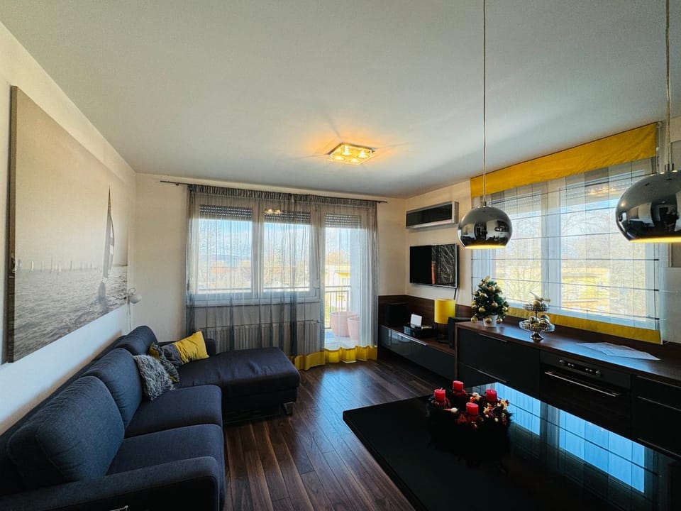 B13 Apartman Siófok Apartment in Siófok