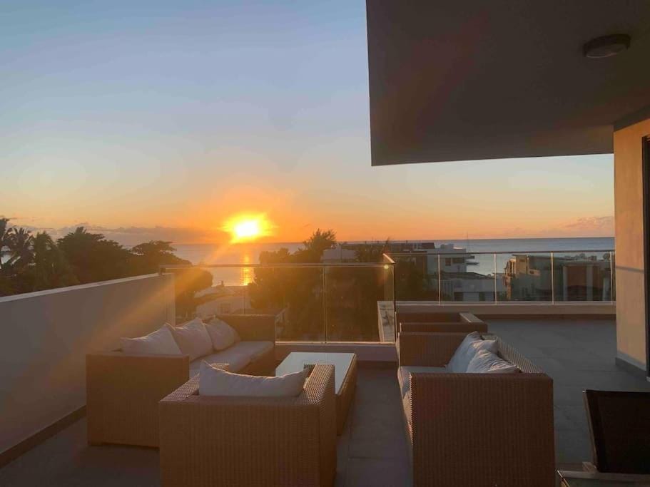 PENTHOUSE VUE MER - MONT CHOISY Apartment in Trou-aux-Biches