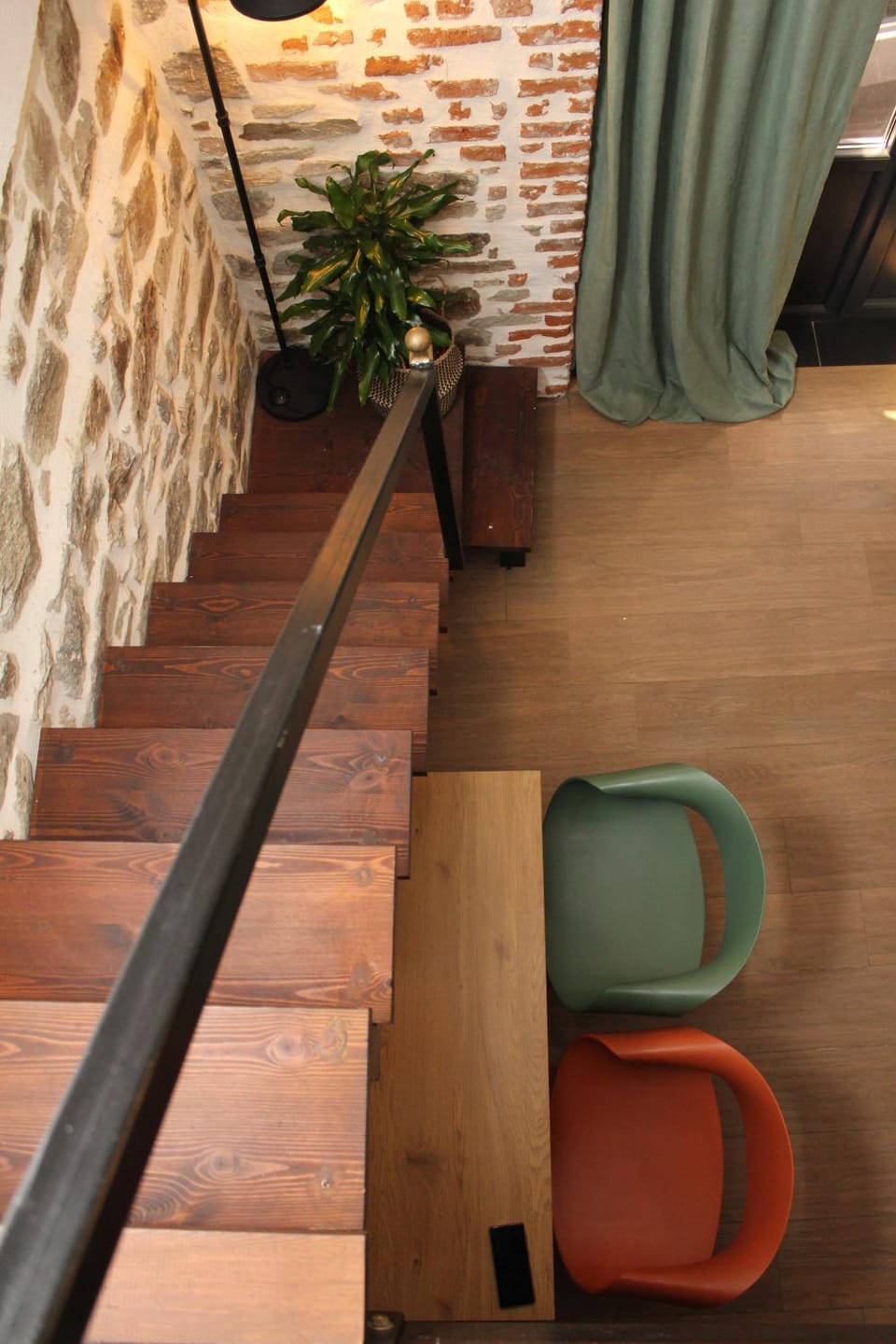 Decorative detail, Dining area