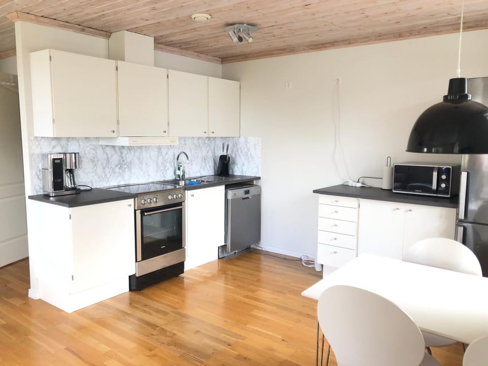 Coffee/tea facilities, Kitchen or kitchenette, minibar