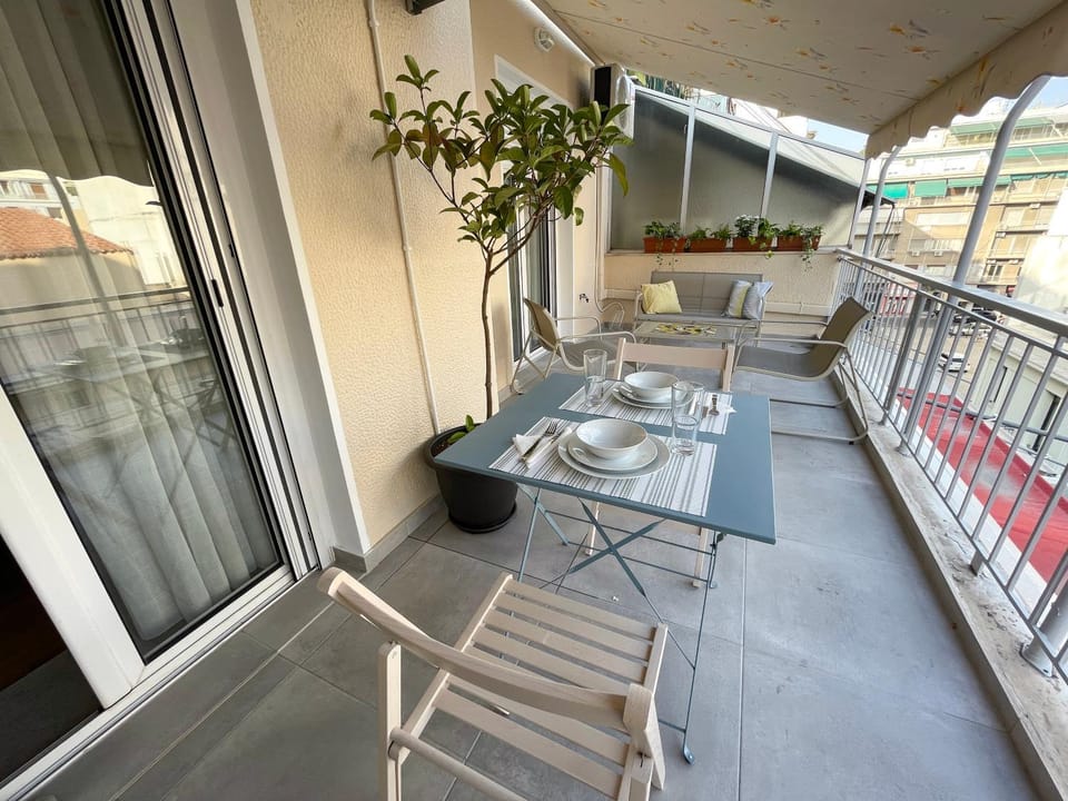 Balcony/Terrace, Balcony/Terrace
