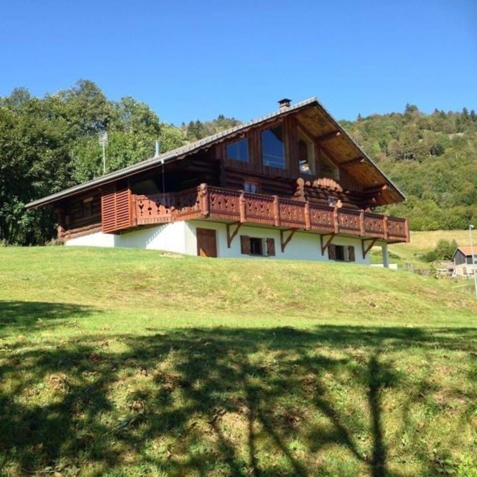 Property building, Spring, Off site, Day, Night, Natural landscape, Winter, Summer, BBQ facilities, Billiard, Garden, Garden, Golfcourse, Lounge or bar, Bedroom, Autumn, On site, Garden view, Mountain view, Mountain view, Seasons, Time of day, Location, Sunrise, Sunset, Open Air Bath, Parking, oven, wedding