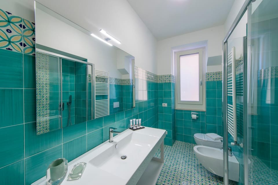 Shower, Toilet, Bathroom, bidet