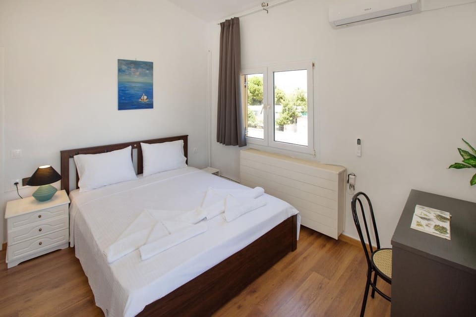 KORALIA MARATHON VILLA Villa in East Attica Regional Unit, Greece