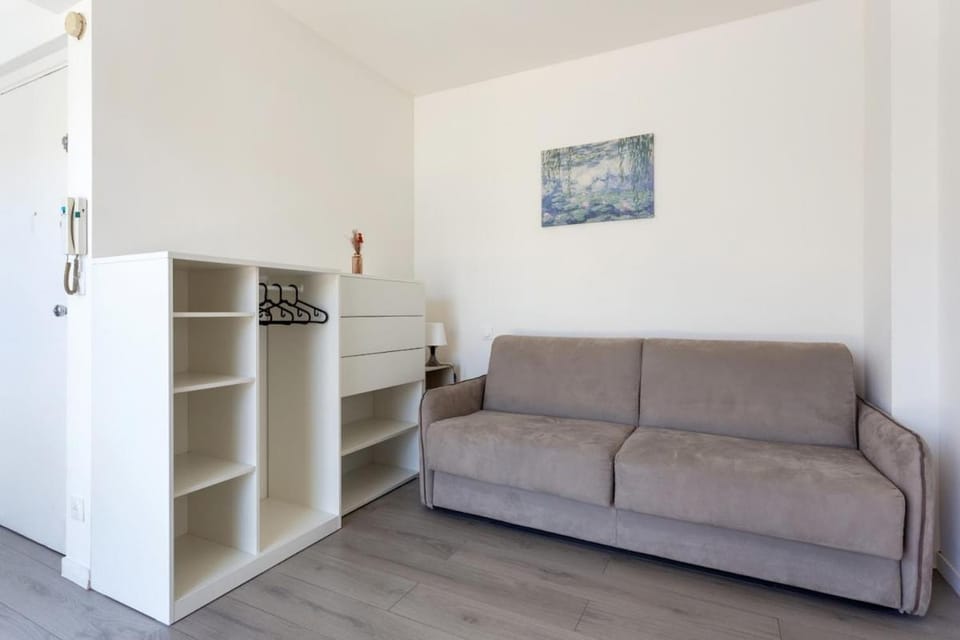 Studio cosy climatisé avec balcon hypercentre Apartment in Nice