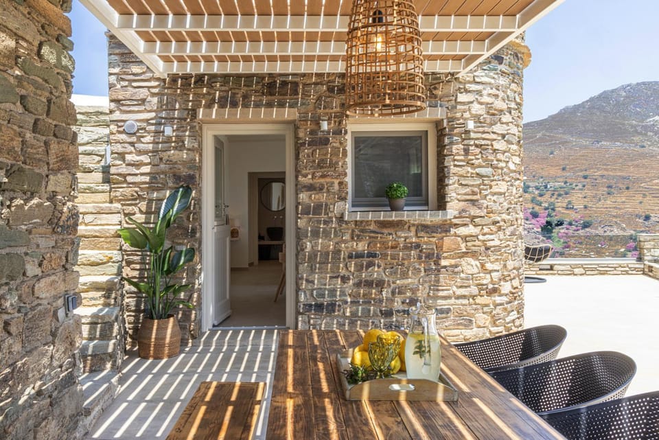 Patio, View (from property/room), Balcony/Terrace
