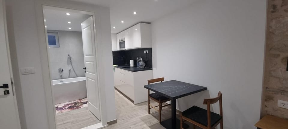 Wila properties doo Studio Christopher Apartment in Split