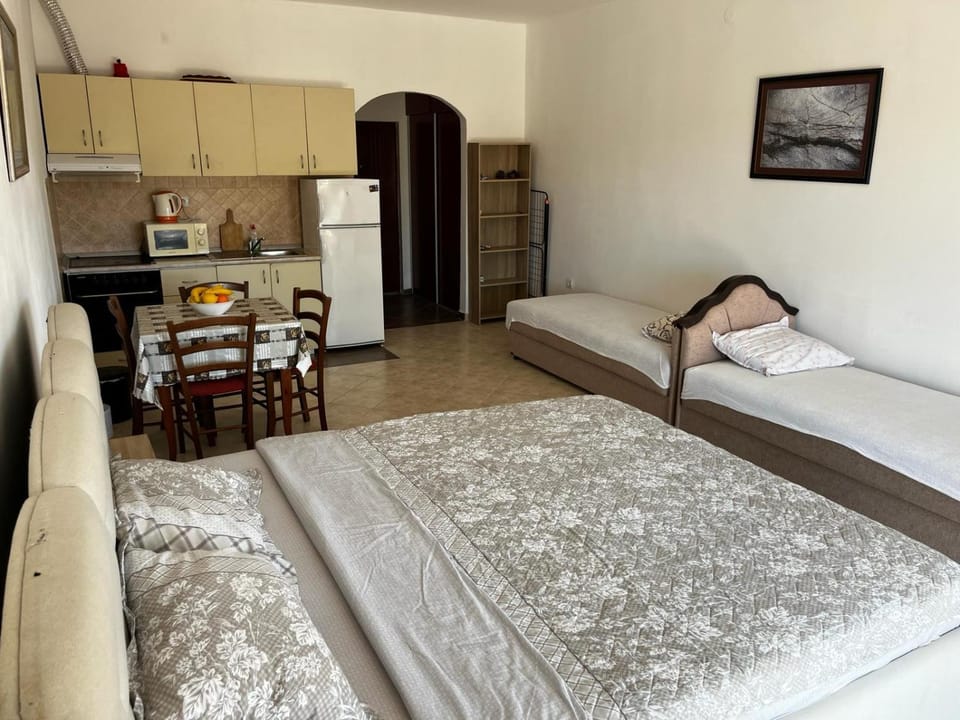 Apartman Perić Apartment in Kotor Municipality