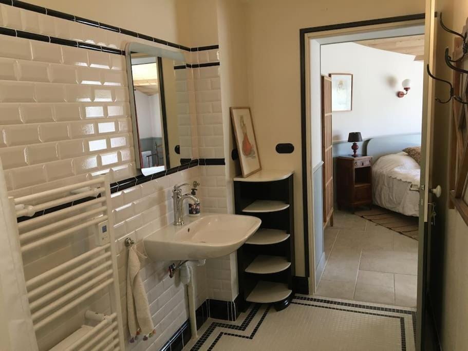Gîte de charme en Drôme Provençale - La Saulée House in Provence