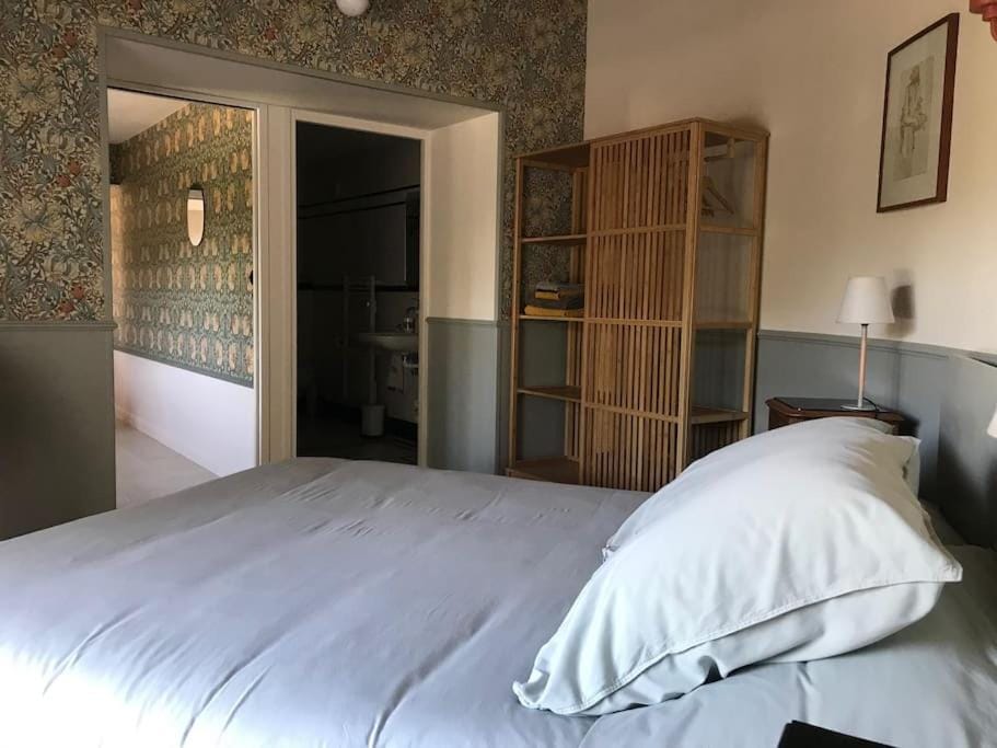 Gîte de charme en Drôme Provençale - La Saulée House in Provence