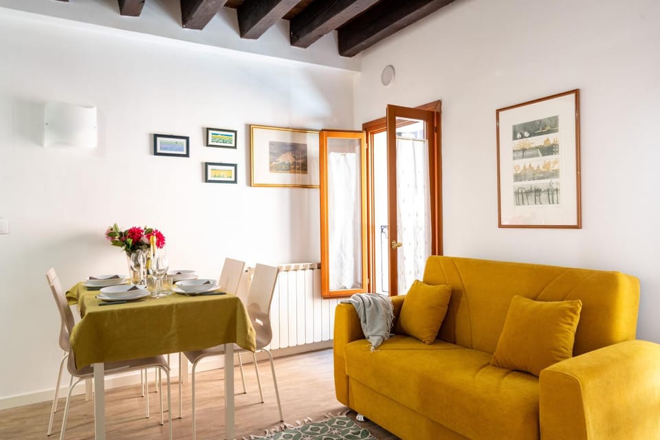 Ca' dei Zogatoli Apartment in Venice
