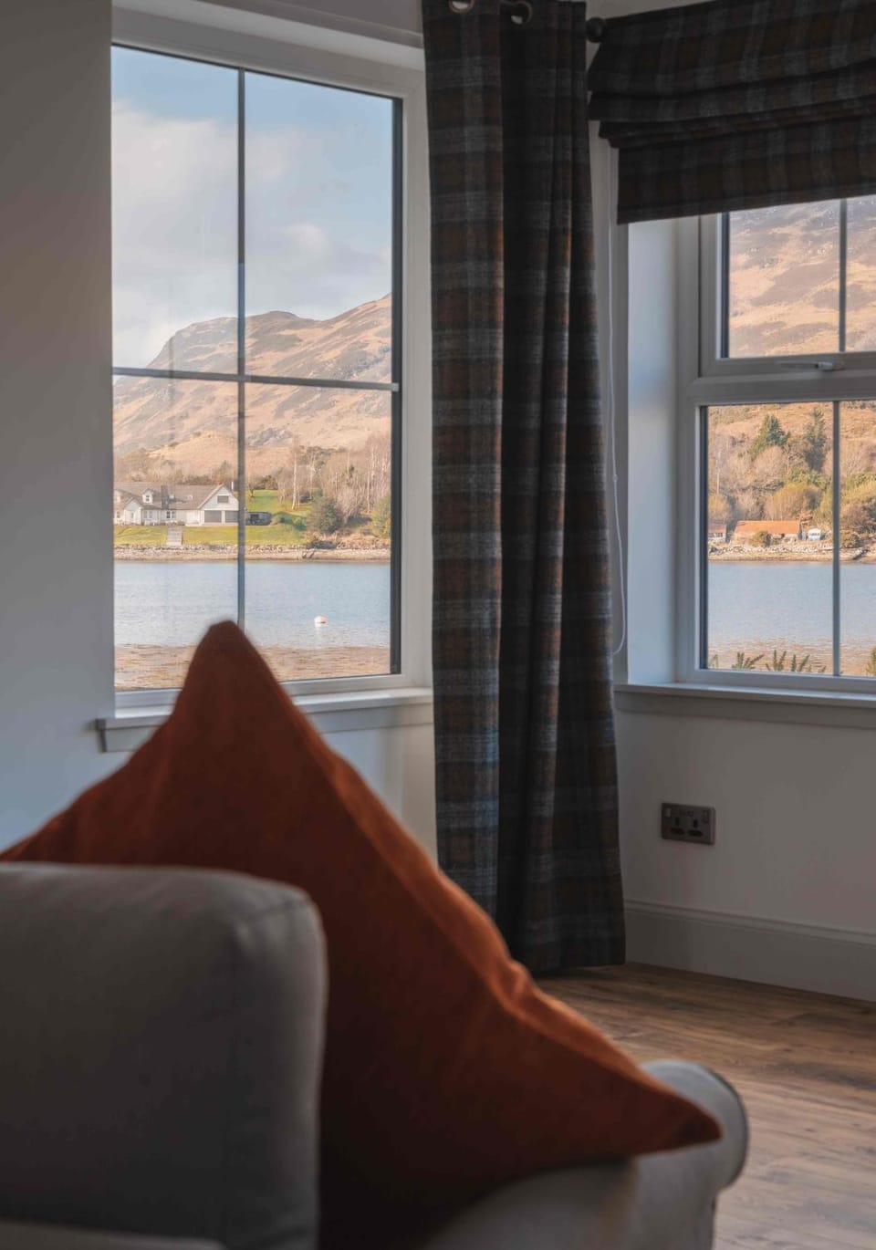 Photo of the whole room, Seating area, Mountain view, Sea view