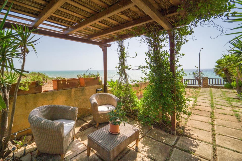 Natural landscape, Garden, View (from property/room)