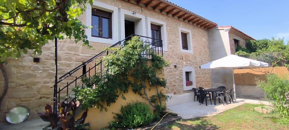 Property building, Day, Garden, View (from property/room), Balcony/Terrace, Garden view