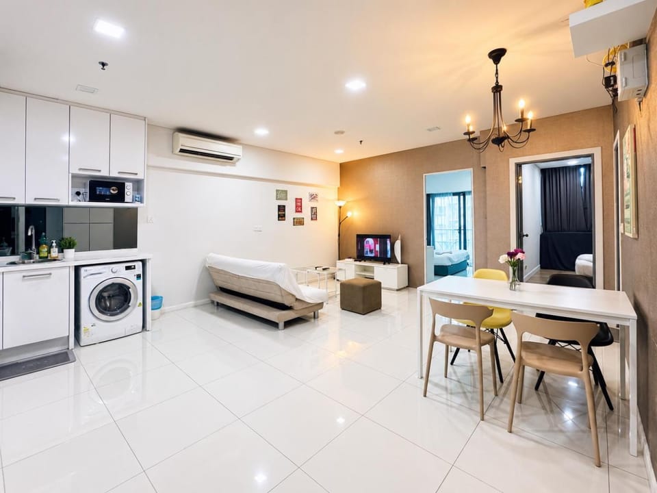 Living room, Photo of the whole room, Seating area, Dining area, washing machine, air conditioner