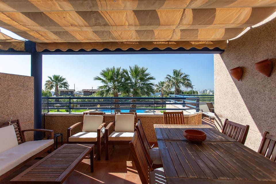 View (from property/room), Balcony/Terrace, Balcony/Terrace, Pool view, Swimming pool, sunbed
