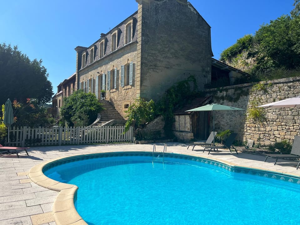 Property building, Swimming pool