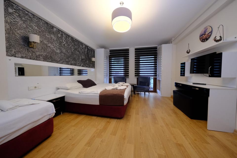 TV and multimedia, Living room, Bedroom