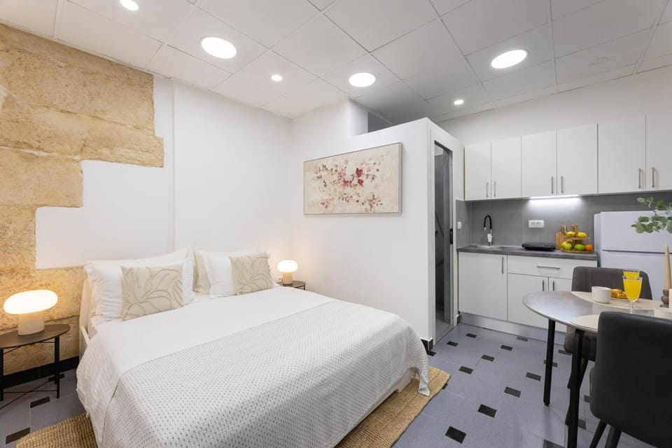 Lena's room in roman palace Apartment in Split