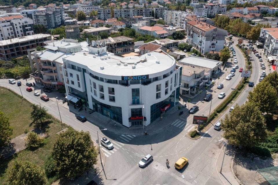 Day, Neighbourhood, City view, Location