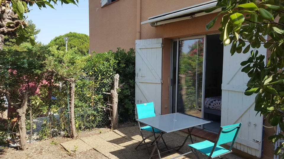 Grand jardin, plage, agréable, hôte reactif Apartment in Saint-Cyprien