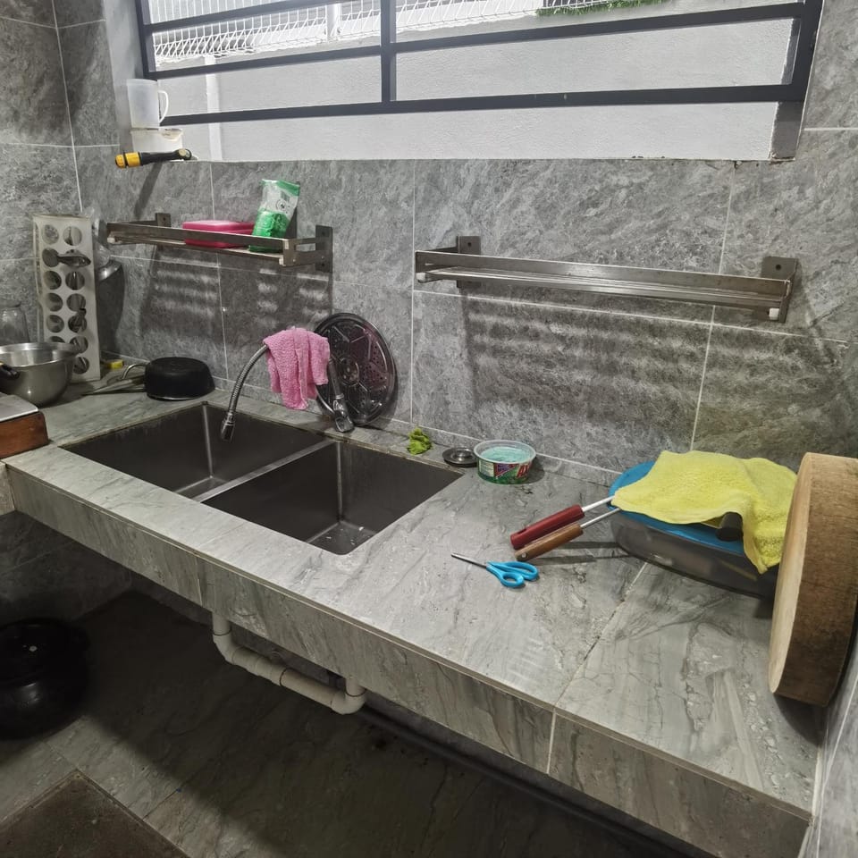 8号房有厕所厨房冰箱洗衣机 Vacation rental in Federal Territory of Kuala Lumpur