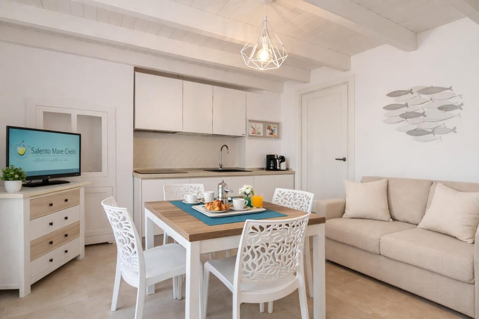 TV and multimedia, Kitchen or kitchenette, Seating area, Dining area, oven