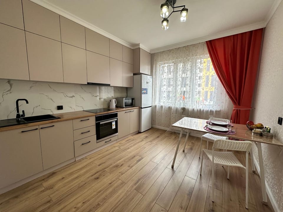 Coffee/tea facilities, Kitchen or kitchenette, Dining area, minibar, pet friendly, stove
