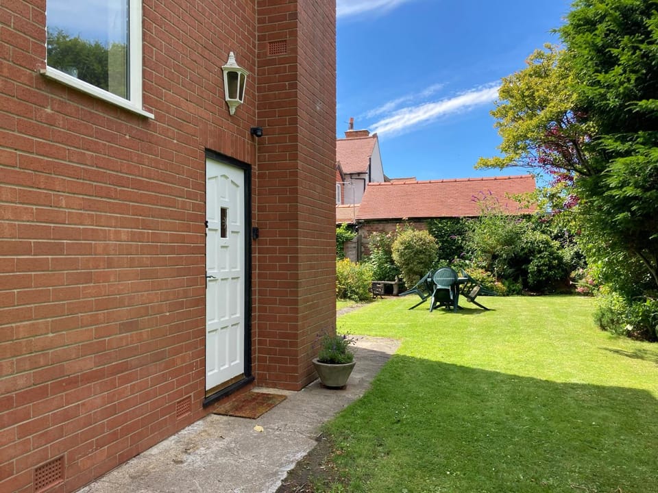 Facade/entrance, Garden view