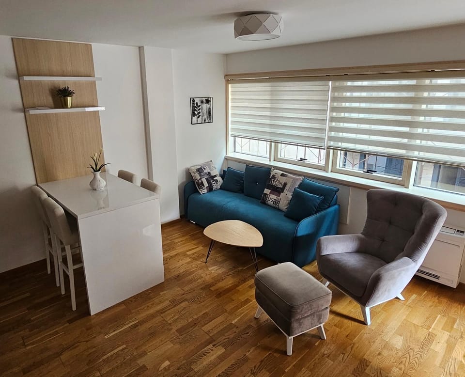 Apartman Ema Apartment in Budva