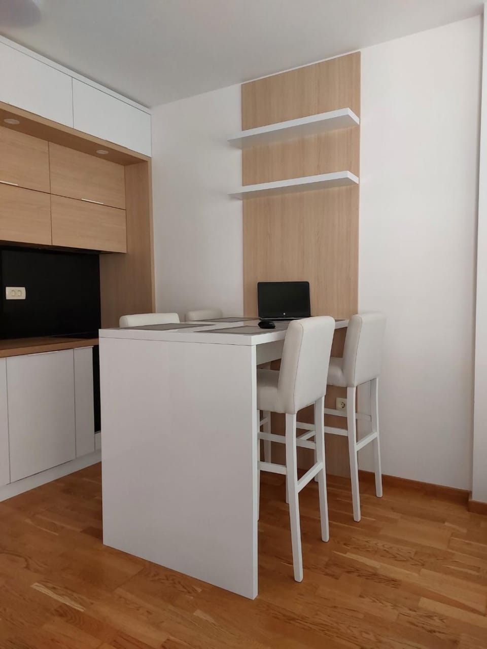 Apartman Ema Apartment in Budva