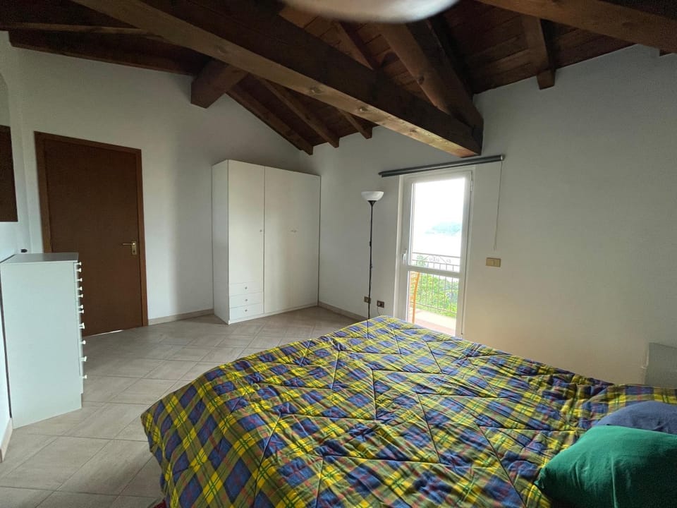 Bed, Photo of the whole room, Bedroom, wardrobe