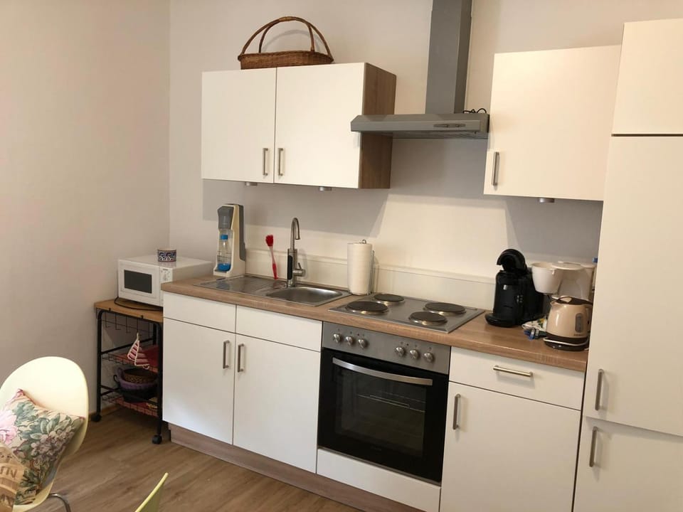 Coffee/tea facilities, Kitchen or kitchenette, minibar, pet friendly, stove