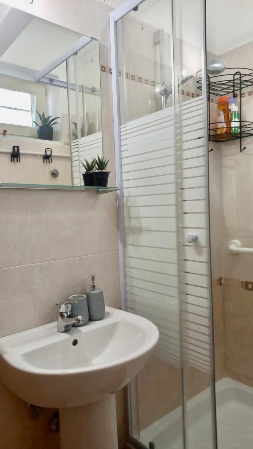 Shower, Bathroom