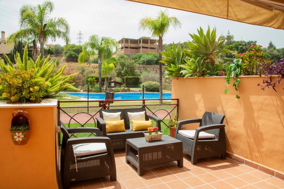 Patio, Garden, Balcony/Terrace