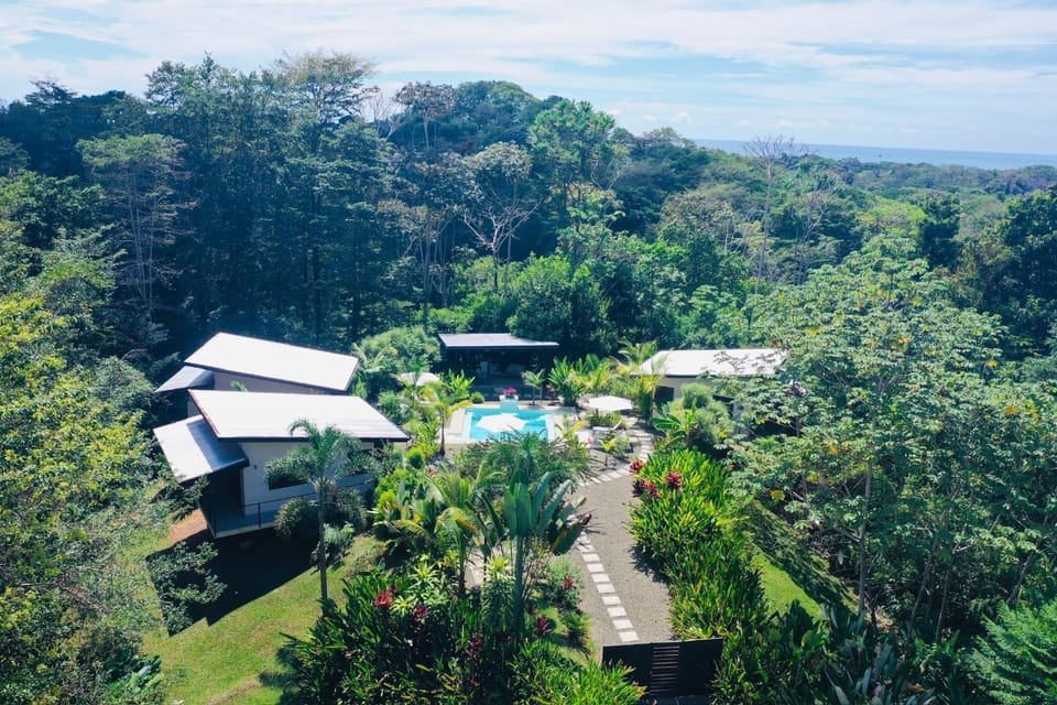 Sharma Costa Rica - Hawk Casita House in Bahía Ballena