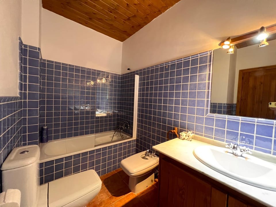 Shower, Bath, towels