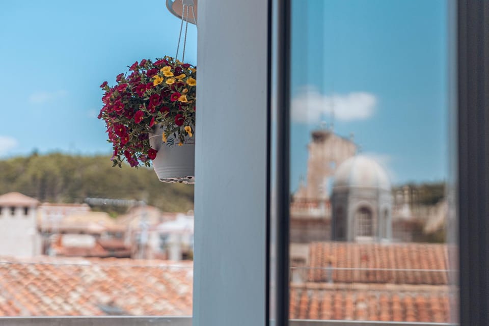 View (from property/room), Balcony/Terrace