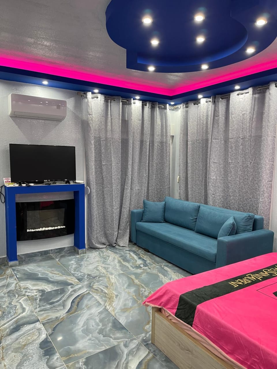TV and multimedia, air conditioner